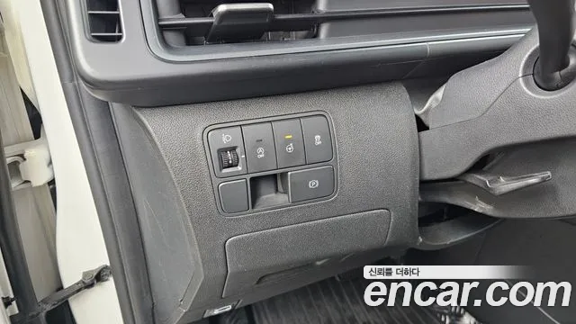 Hyundai Staria 2022 Белый из Кореи, фото 6