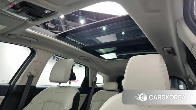 Kia Sportage 5th Generation 2023 Серебряный из Кореи, фото 6