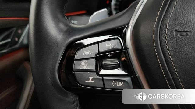 BMW 5 Series (G30) 2018 Серый из Кореи, фото 6