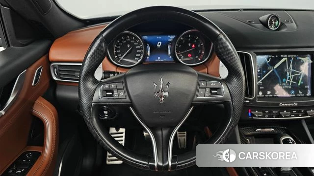 Maserati Levante 2018 Черный из Кореи, фото 6