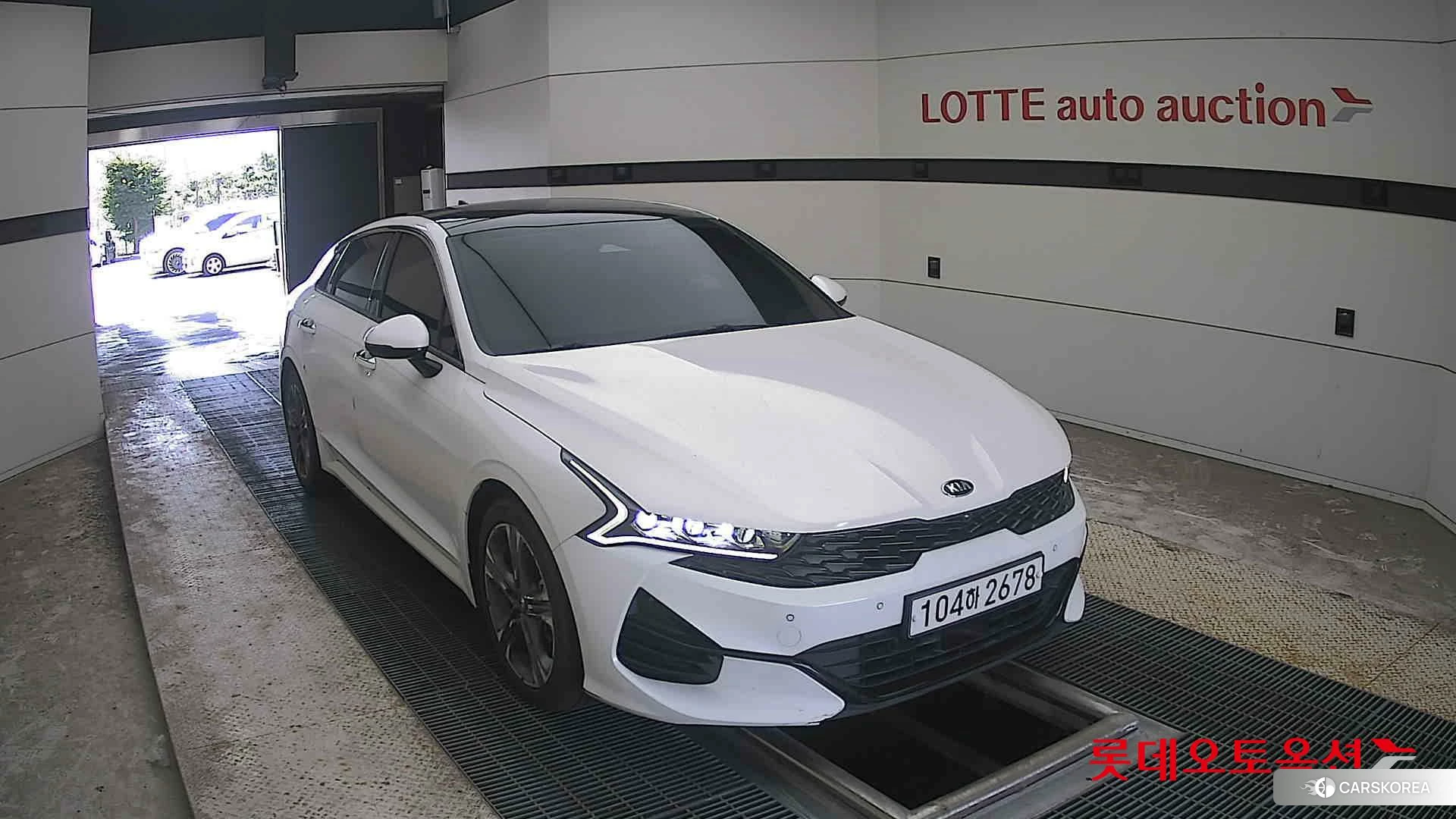 Kia K5 2020 Snow White Pearl (optional) из Кореи, фото 6