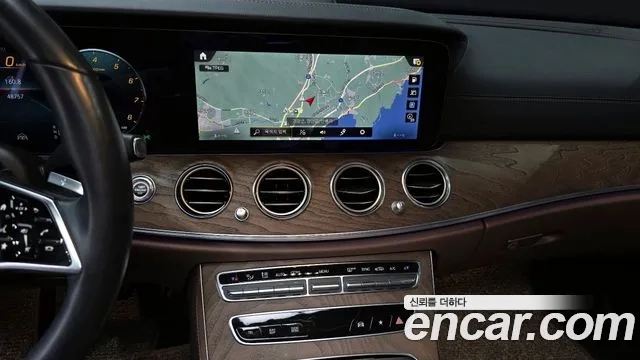 Mercedes-Benz E-Class W213 2021 Белый из Кореи, фото 6