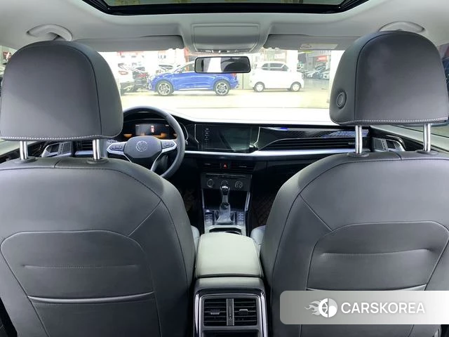 Volkswagen Passat 2022 Черный из Китая, фото 6