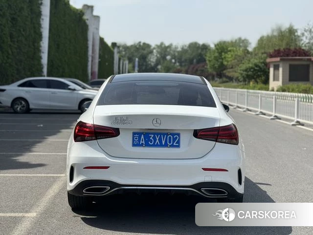Mercedes-Benz Class A 2022 Белый из Китая, фото 6