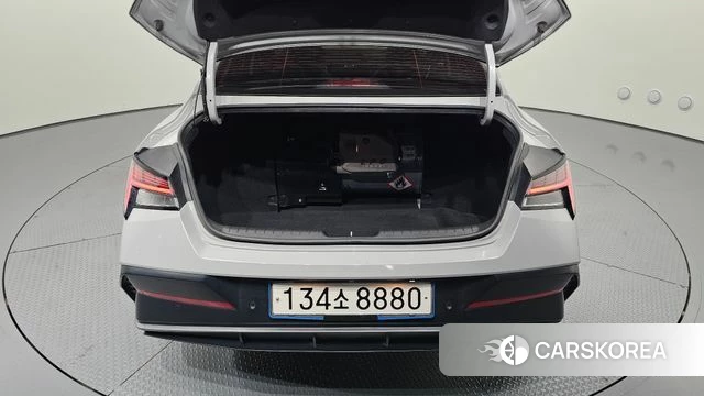 Hyundai The New Avante (CN7) 2024 Серебристо-серый из Кореи, фото 6