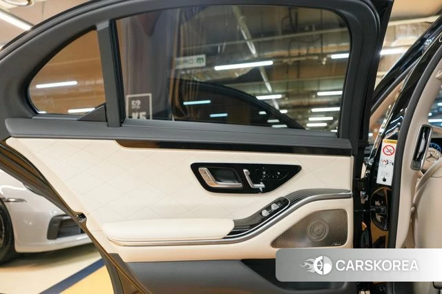 Mercedes-Benz S-Class W223 2023 Черный из Кореи, фото 6