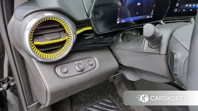 Chevrolet (GM Daewoo) Trax Crossover 2024 Черный из Кореи, фото 6