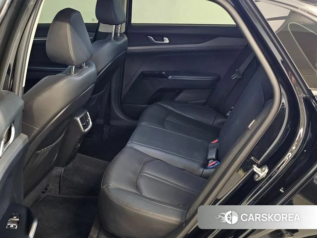 Kia K5 3rd generation 2023 Черный из Кореи, фото 6