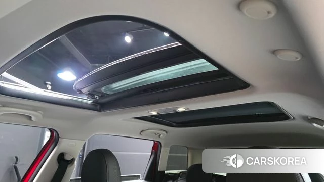 Mini Cooper Clubman 2024 Красный из Кореи, фото 6