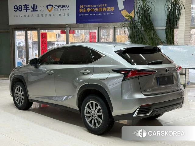 Lexus NX 2021 Серебристо-серый из Китая, фото 6