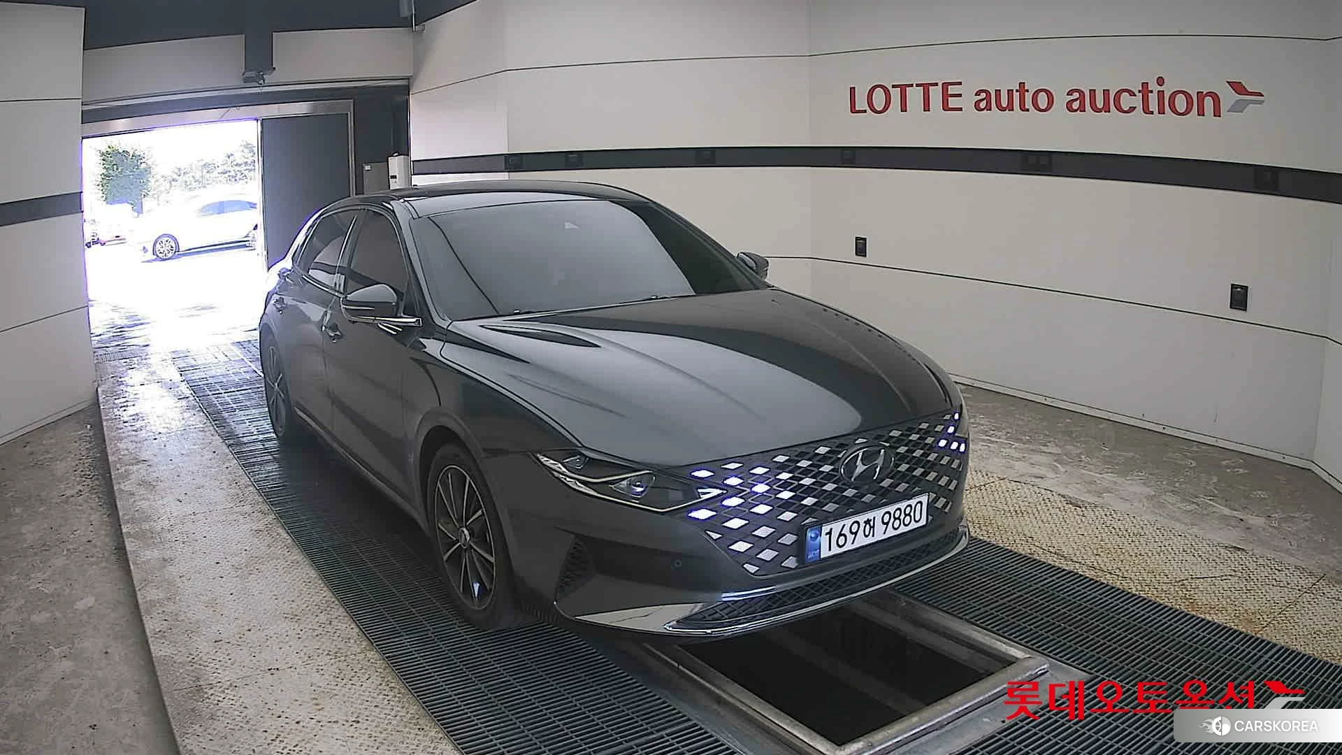 Hyundai Grandeur 2023 Nocturne Grey Metallic из Кореи, фото 6