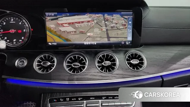 Mercedes-Benz E-Class W213 2018 Белый из Кореи, фото 6