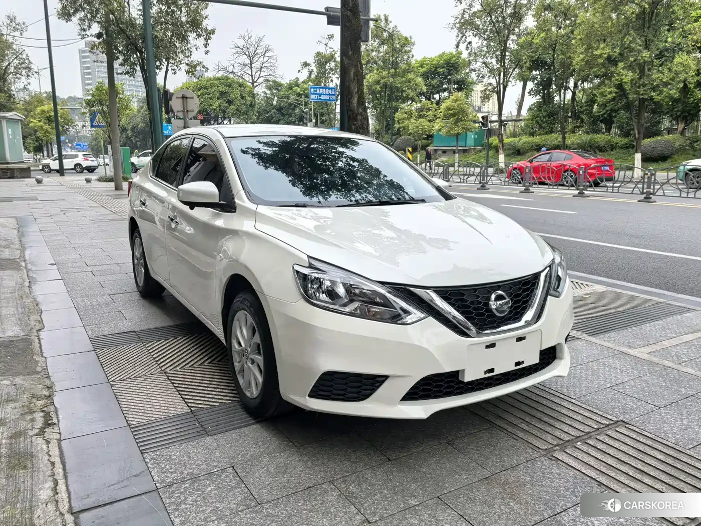 Nissan Sylphy 2023 Белый из Китая, фото 6