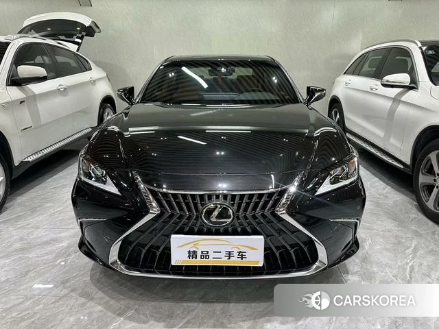 Lexus ES 2023 Черный из Китая, фото 6