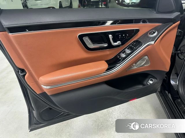 Mercedes-Benz S-Class W223 2021 Черный из Кореи, фото 6