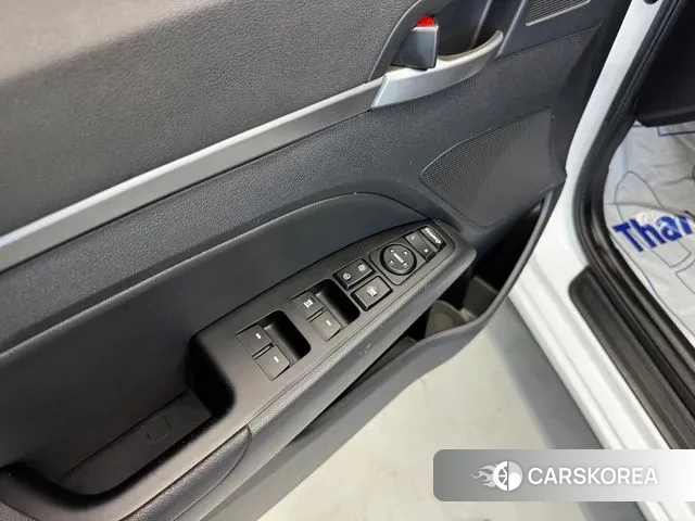 Hyundai Avante AD 2018 Белый из Кореи, фото 6