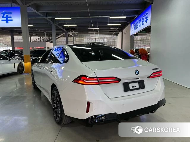 BMW 5 series 2026 Белый из Китая, фото 6