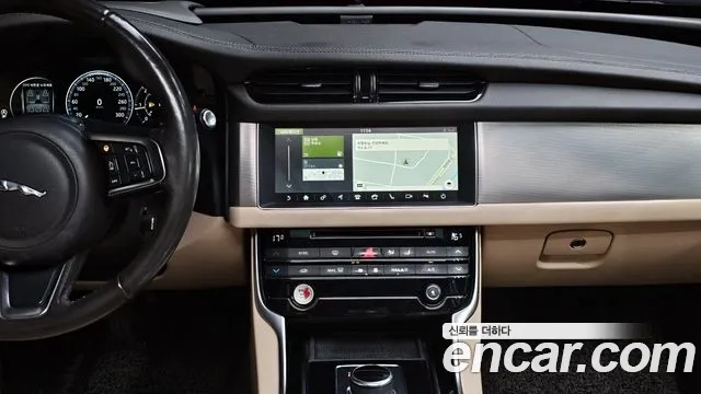 Jaguar XF (X260) 2018 Черный из Кореи, фото 6