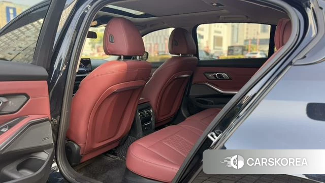 BMW 3 series 2025 Черный из Китая, фото 6