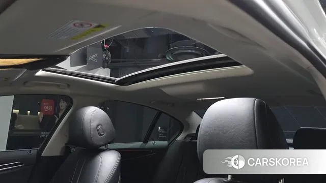 BMW 5 Series (G30) 2019 Белый из Кореи, фото 6