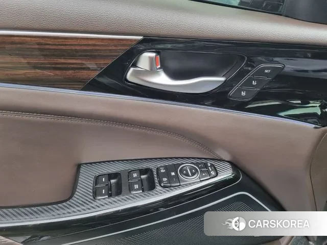 Kia Come New K7 2018 Серебристо-серый из Кореи, фото 6