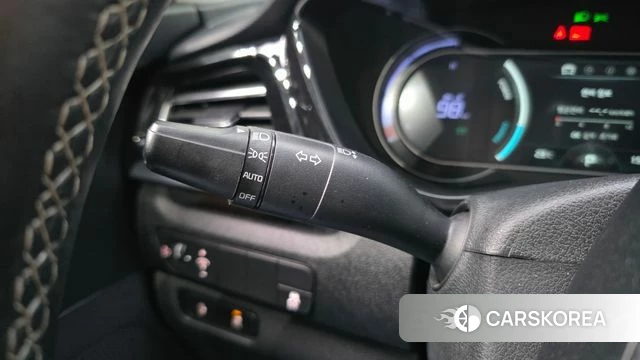 Kia Niro Plus 2022 Белый из Кореи, фото 6