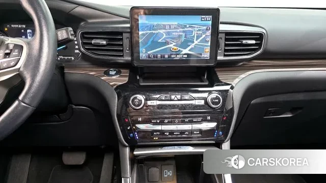 Ford Explorer 6th Generation 2021 Белый из Кореи, фото 6