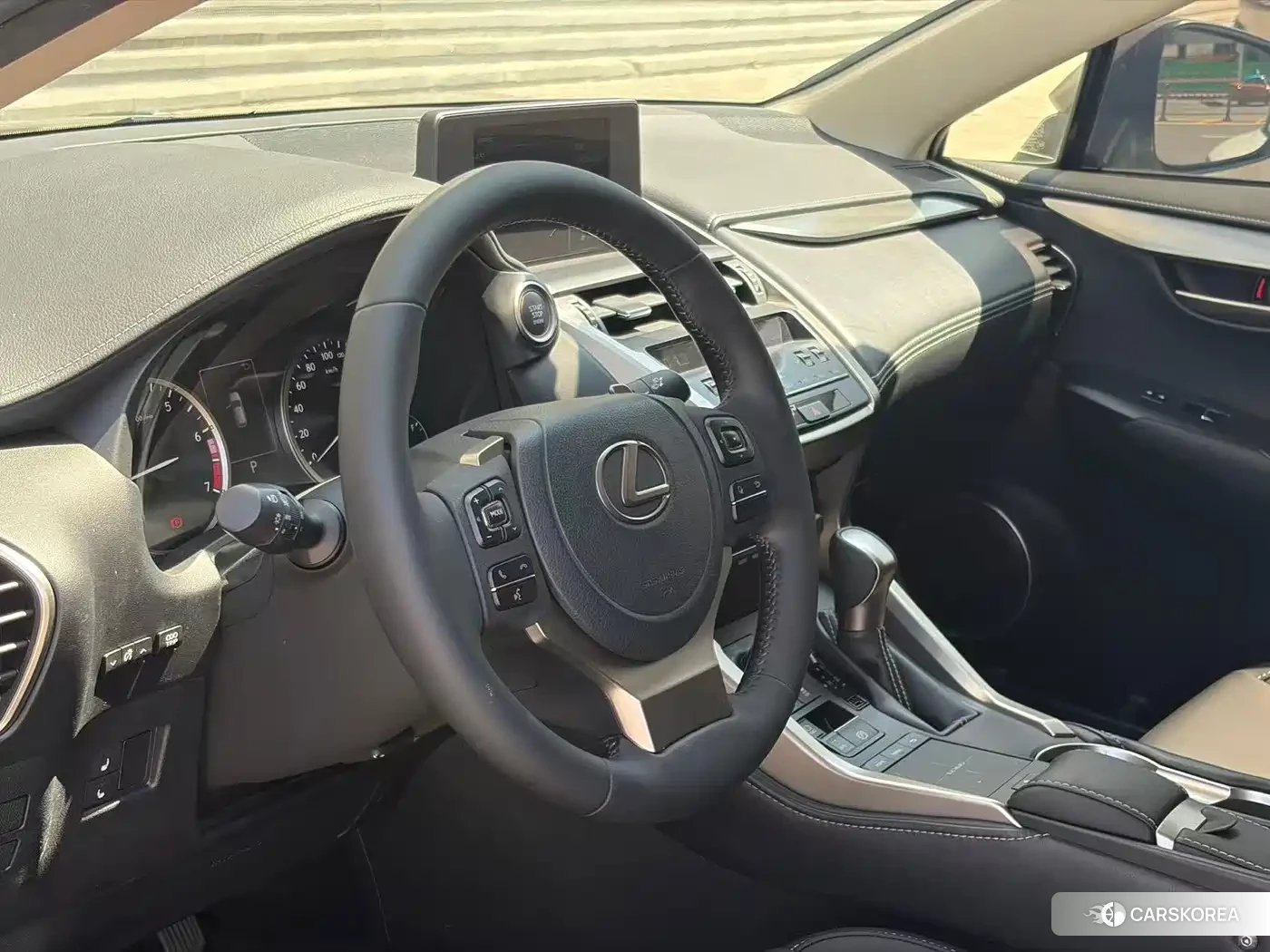 Lexus NX 2021 Silver/gray из Китая, фото 6