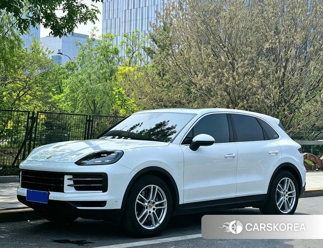 Porsche Cayenne 2024 Белый из Китая, фото 6