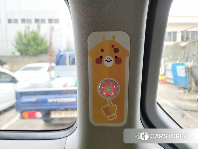 Hyundai The New Grand Starex 2021 Желтый из Кореи, фото 6