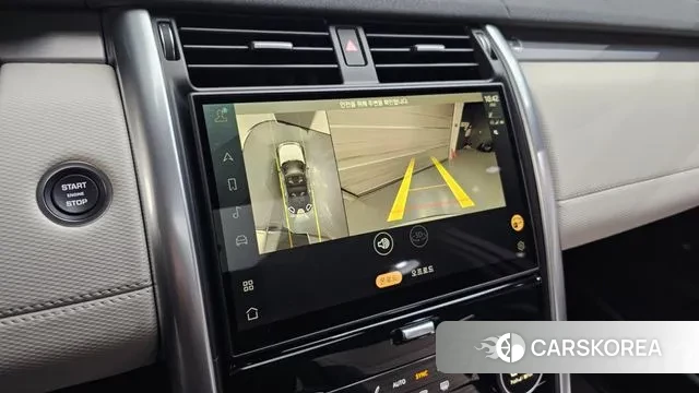 Land Rover Discovery 5 2024 Белый из Кореи, фото 6