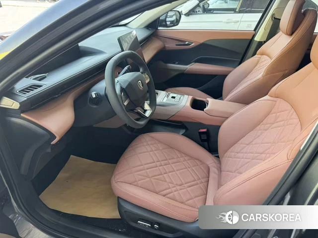 Chang'an Yidong PHEV 2026 Темно-серый из Китая, фото 6