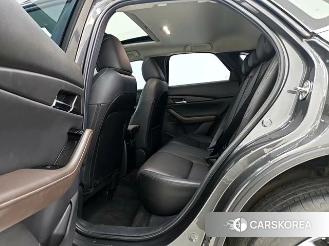 Mazda CX-30 2022 Темно-серый из Китая, фото 6