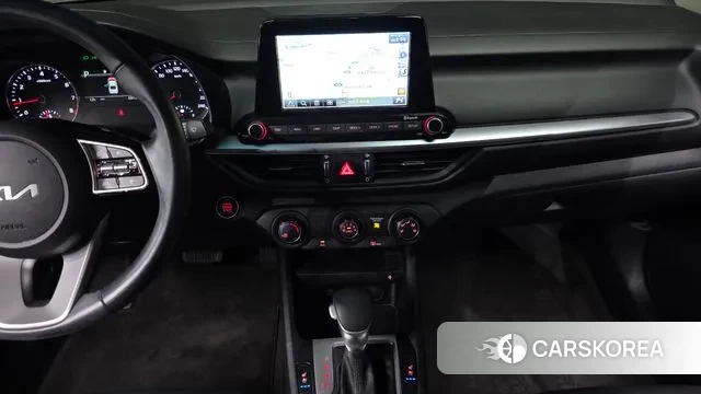 Kia The New K3 2nd generation 2022 Белый из Кореи, фото 6