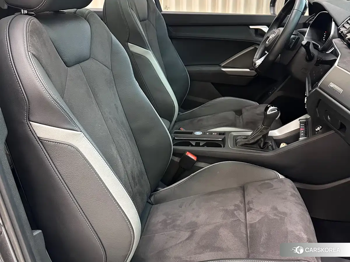 Audi Q3 2023 Silver/gray из Китая, фото 6