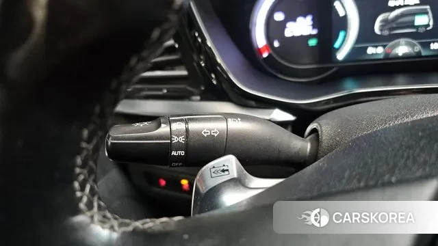 Kia Niro Plus 2022 Белый из Кореи, фото 6