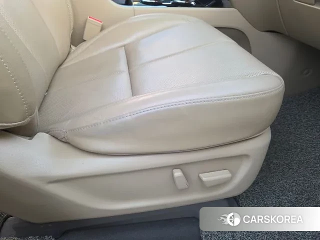 Kia The New Carnival 2019 Белый из Кореи, фото 6