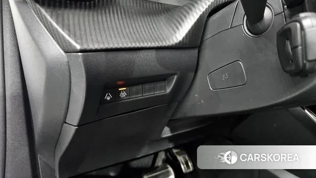 Peugeot 2008 Second generation 2022 Белый из Кореи, фото 6