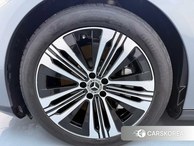 Mercedes-Benz EQS 2024 Темно-серый из Китая, фото 6