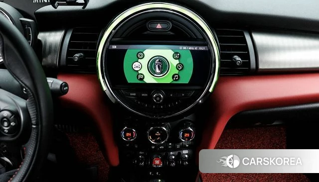 Mini Cooper S Convertible 2019 Красный из Кореи, фото 6