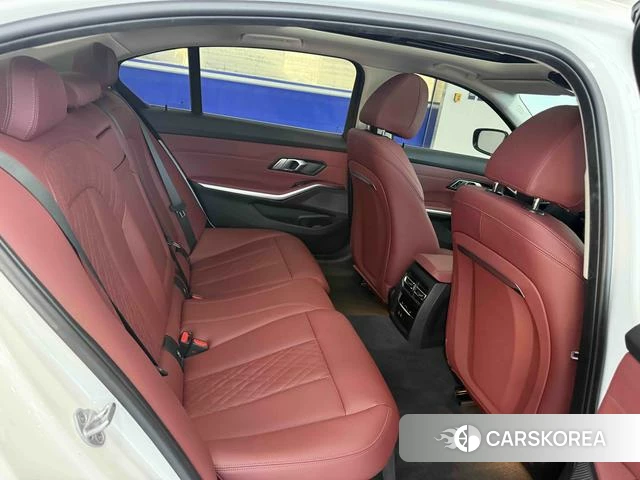 BMW 3 series 2023 Белый из Китая, фото 6
