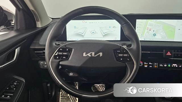Kia EV6 2024 Белый из Кореи, фото 6