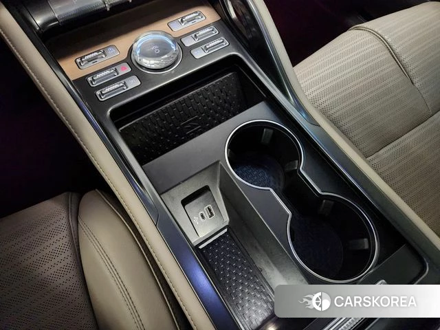 Lincoln Nautilus 2nd Generation 2023 Белый из Кореи, фото 6