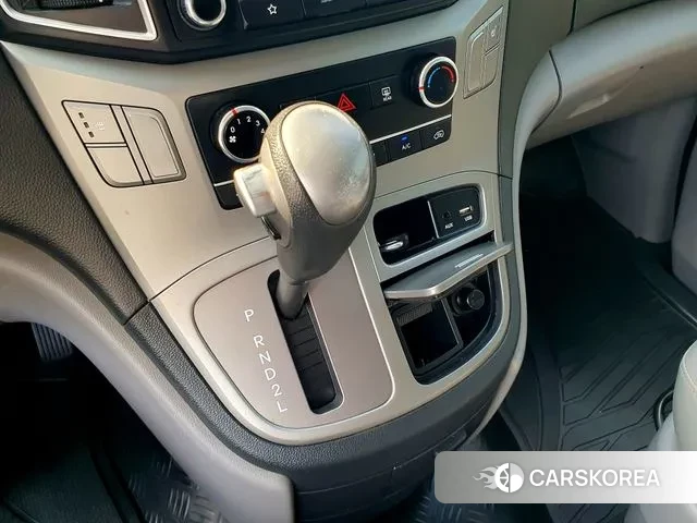 Hyundai The New Grand Starex 2018 Серебряный из Кореи, фото 6