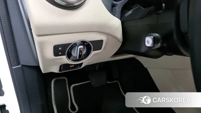 Mercedes-Benz GLA-Class X156 2019 Белый из Кореи, фото 6