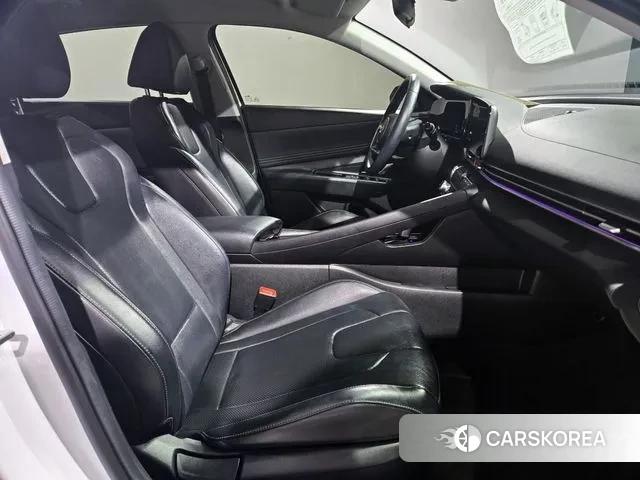 Hyundai The New Avante (CN7) 2023 Белый из Кореи, фото 6