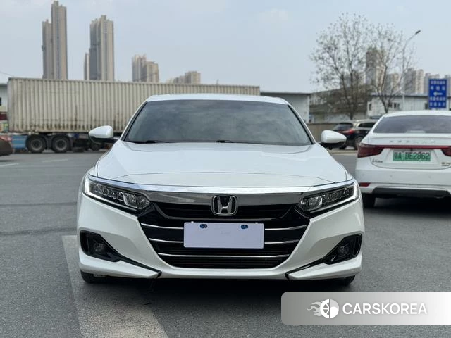 Honda Accord 2022 Белый из Китая, фото 6