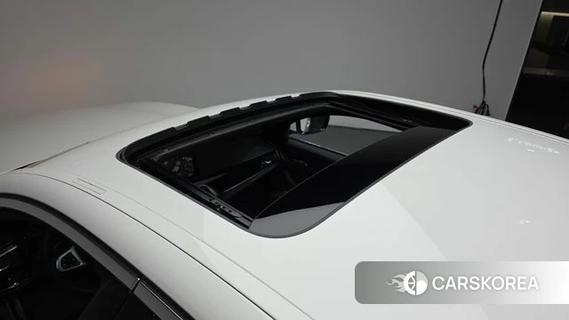 BMW 5 Series (G30) 2021 Белый из Кореи, фото 6