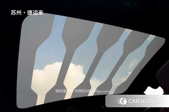 Porsche Taycan 2023 Белый из Китая, фото 6