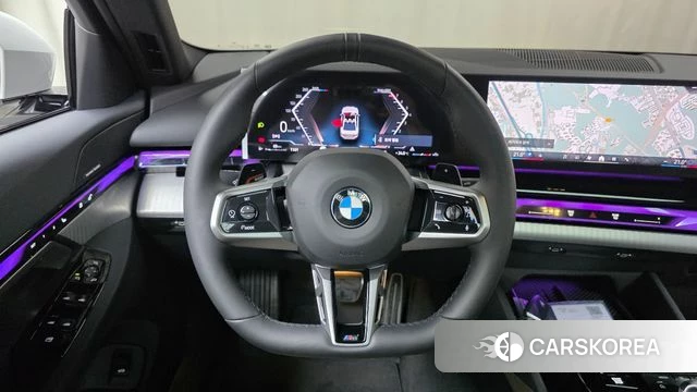 BMW 5 Series (G60) 2025 Белый из Кореи, фото 6